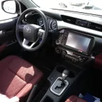Toyota Hilux S-GLX 4Cyl 2.7L 2022 PickUp - Thumbnail 12