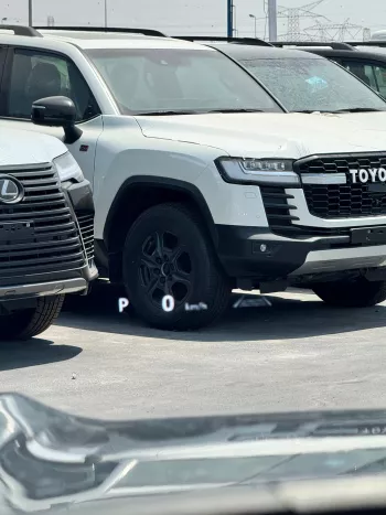 Toyota Land Cruiser Prado (TJA250) 2.4L petrol 4WD Adventure 2024 Model Year