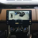 Range Rover Vogue 4.4L 8Cyl 2023 - Thumbnail 12