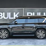 Lexus LX 600 2022 Model Year GCC Specs Under Warranty and Service - Thumbnail 5