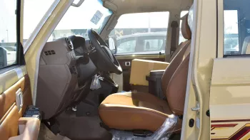 TOYOTA LAND CRUISER PICK-UP 4.0L PETROL V6 2024 MODEL YEAR