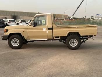 TOYOTA LAND CRUISER 79 PETROL SINGLE CAB MANUAL 2024 MODEL YEAR
