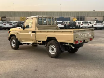 TOYOTA LAND CRUISER 79 PETROL SINGLE CAB MANUAL 2024 MODEL YEAR