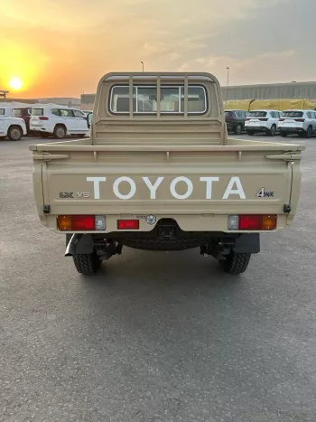 TOYOTA LAND CRUISER 79 PETROL SINGLE CAB MANUAL 2024 MODEL YEAR
