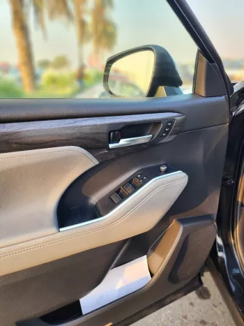 TOYOTA HIGHLANDER LIMITED 2.4L HYBRID 2020 MODEL YEAR