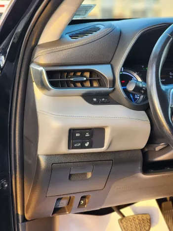 TOYOTA HIGHLANDER LIMITED 2.4L HYBRID 2020 MODEL YEAR