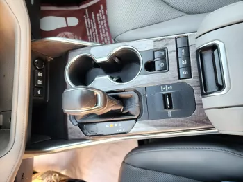 TOYOTA HIGHLANDER LIMITED 2.4L HYBRID 2020 MODEL YEAR