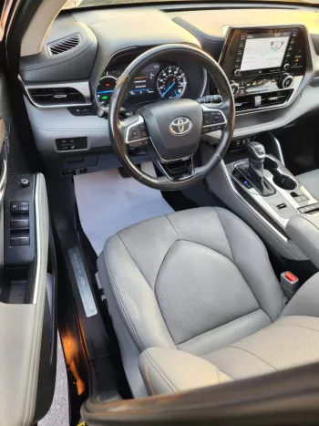 TOYOTA HIGHLANDER LIMITED 2.4L HYBRID 2020 MODEL YEAR