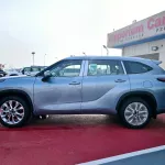 Toyota Highlander Limited Hybrid 2.5L A/T AWD 2024 Model Year - Thumbnail 3
