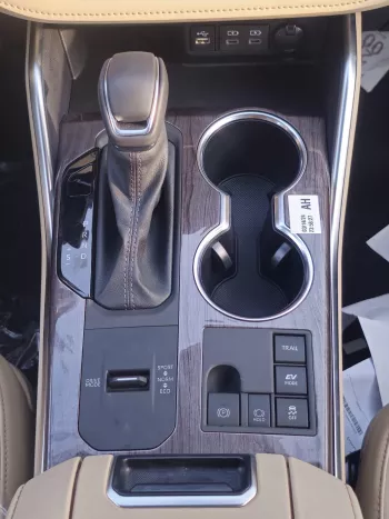 Toyota Highlander Limited Hybrid 2.5L A/T AWD 2024 Model Year