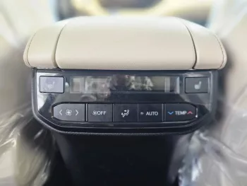 Toyota Highlander Limited Hybrid 2.5L A/T AWD 2024 Model Year