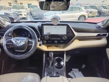 Toyota Highlander Limited Hybrid 2.5L A/T AWD 2024 Model Year