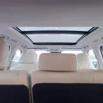 Toyota Highlander Limited Hybrid 2.5L A/T AWD 2024 Model Year - Thumbnail 23