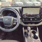 Toyota Highlander Limited Hybrid 2.5L A/T AWD 2024 Model Year Black Color - Thumbnail 15
