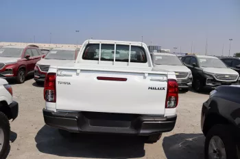 TOYOTA HILUX DIESEL 2.4L 4X4 2024 MODEL YEAR WHITE COLOR