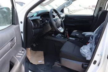 TOYOTA HILUX DIESEL 2.4L 4X4 2024 MODEL YEAR WHITE COLOR