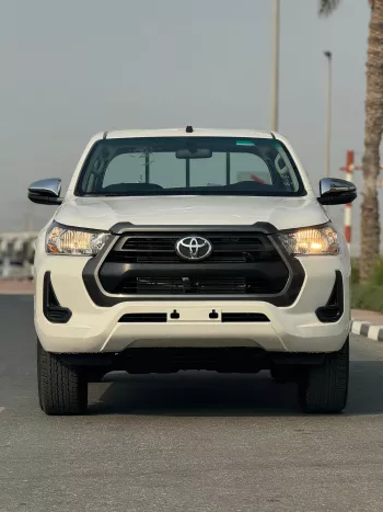 TOYOTA HILUX 2.4L DIESEL DOUBLE CABIN COMFORT PLUS 2024 MODEL YEAR