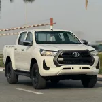 TOYOTA HILUX 2.4L DIESEL DOUBLE CABIN COMFORT PLUS 2024 MODEL YEAR - Thumbnail 2