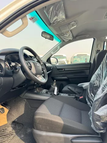 TOYOTA HILUX 2.4L DIESEL DOUBLE CABIN COMFORT PLUS 2024 MODEL YEAR