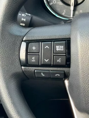 TOYOTA HILUX 2.4L DIESEL DOUBLE CABIN COMFORT PLUS 2024 MODEL YEAR