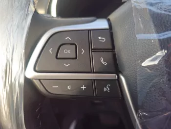 Toyota Highlander Limited Hybrid 2.5L 2024 Model Year Silver Color