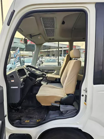 TOYOTA COASTER 4.2L DIESEL 4WD 23 SEATER 2017 MODEL YEAR