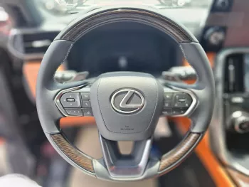 Lexus LX600 VIP 3.5L 2024 Model Year Black Color Exterior