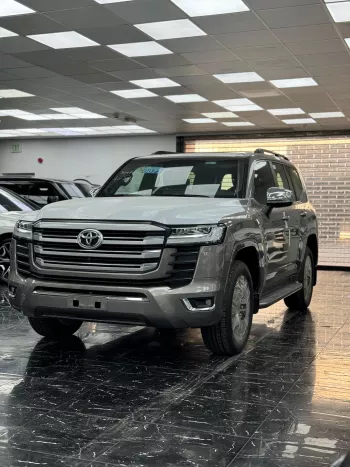 TOYOTA LANDCRUISER 300 2023 MODEL YEAR 3.3L V6 DIESEL VXR MBS MODIFIED