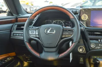 LEXUS ES350 3.5L V6 PETROL FWD SEDAN 2024 MODEL YEAR
