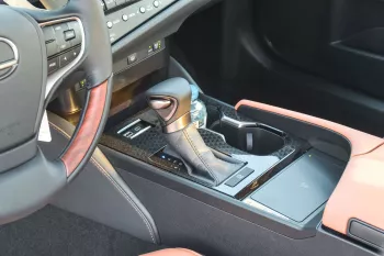 LEXUS ES350 3.5L V6 PETROL FWD SEDAN 2024 MODEL YEAR