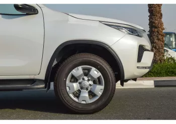 TOYOTA FORTUNER 2.7L PETROL 4WD 5DOOR SUV 2024 MODEL YEAR