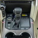 TOYOTA LAND CRUISER LC300 VX 3.3L DIESEL 2024 MODEL YEAR WHITE COLOR - Thumbnail 9
