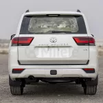 TOYOTA LAND CRUISER LC300 VX 3.3L DIESEL 2024 MODEL YEAR WHITE COLOR - Thumbnail 20