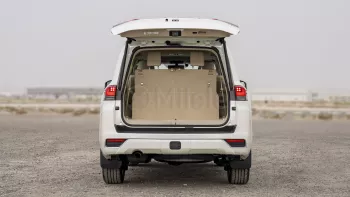 TOYOTA LAND CRUISER LC300 VX 3.3L DIESEL 2024 MODEL YEAR WHITE COLOR