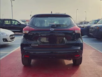 Nissan Kicks 1.6L FWD 2024 Model Year Black Color Exterior