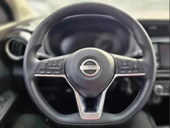 Nissan Kicks 1.6L FWD 2024 Model Year Black Color Exterior