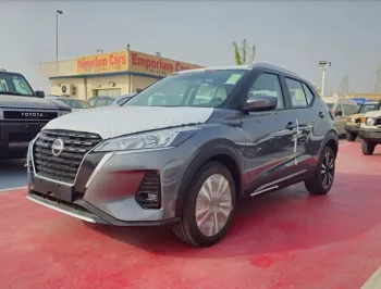 Nissan Kicks 1.6L FWD 2024 Model Year Gray Color Exterior