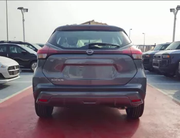 Nissan Kicks 1.6L FWD 2024 Model Year Gray Color Exterior