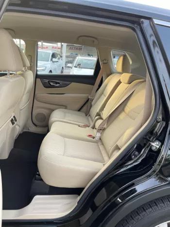 NISSAN X TRAIL 2021 MODEL YEAR 2.5 V4 MID OPTION GCC SPECS