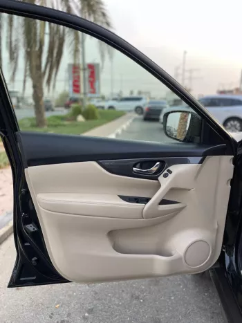 NISSAN X TRAIL 2021 MODEL YEAR 2.5 V4 MID OPTION GCC SPECS