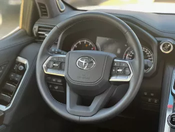 Toyota land cruiser VXR twin turbo European 2023