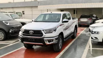 Toyota Hilux S-GLX 2.7L Petrol A/T Full Option 2024 Model Year