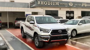 Toyota Hilux S-GLX 2.7L Petrol A/T Full Option 2024 Model Year