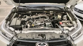 Toyota Hilux S-GLX 2.7L Petrol A/T Full Option 2024 Model Year