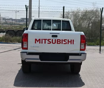 MITSUBISHI L200 2.4L HIGH LINE PETROL 4X4 GLX MT 2024 MODEL YEAR