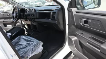 MITSUBISHI L200 2.4L HIGH LINE PETROL 4X4 GLX MT 2024 MODEL YEAR