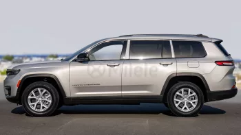 JEEP GRAND CHEROKEE LIMITED 2023 MODEL YEAR SILVER ZYNITH COLOR