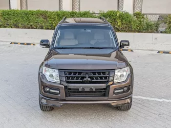 MITSUBISHI PAJERO 3.6L PETROL V6 GCC SPECS 2017 MODEL YEAR