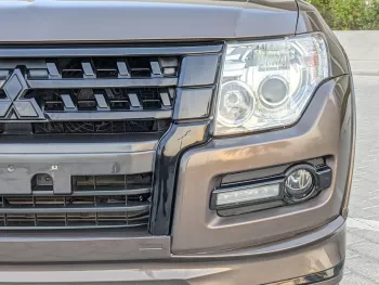 MITSUBISHI PAJERO 3.6L PETROL V6 GCC SPECS 2017 MODEL YEAR