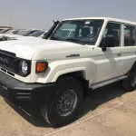 TOYOTA LAND CRUISER 76 4.2L DIESEL MANUAL 2024 MODEL YEAR - Thumbnail 2